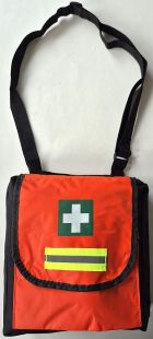 apteczka pierwszej pomocy na ramię