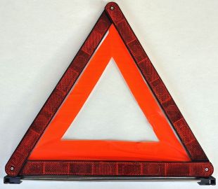 Apteczka samochodowa DIN 13164 45x14x5 + trójkąt ostrzegawczy + kamizelka odblaskowa