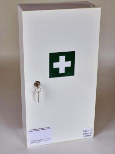 Apteczka ścienna z wyposażeniem metalowa 50x26x12