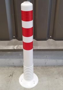 biały słupek blokujący T-flex