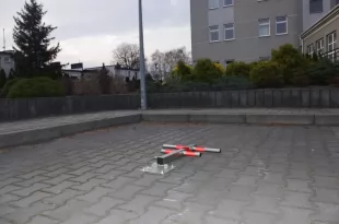 Blokada parkingowa - na kłódkę - choinka, jeż 60 cm - ocynkowany