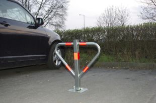 Blokada parkingowa na kłódkę - Motyl 60 cm, ocynkowana