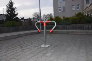 Blokada parkingowa na klucz - Mewa 60 cm, ocynkowana