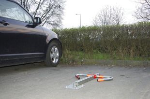 Blokada parkingowa na klucz - Mewa 60 cm, ocynkowana