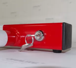 Blokada parkingowa na klucz - Motyl 60 cm, ocynkowana, lakierowana