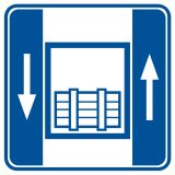 Dźwig  towarowy - znak informacyjny - RA045 - Oznakowanie windy – jakie znaki mogą być przydatne?