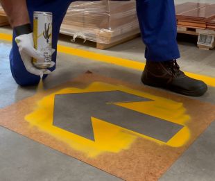 Farba drogowa w sprayu Ampere Traffic do betonu, do malowania linii