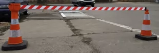 Kaseta z taśmą odgradzającą 9m - automatycznie zwijana, nakładka na pachołek