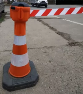 Kaseta z taśmą odgradzającą 9m - automatycznie zwijana, nakładka na pachołek