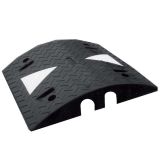 Najazd kablowy, próg, najazd na kable - 2 kanałowy drogowy gumowy Heavy 40T, 2x kanał 5cm - Najazdy kablowe – do czego służą i w jakich miejscach się sprawdzą?