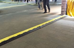 Najazd kablowy, próg, najazd na kable - 5 kanałowy drogowy 90x50x7 cm