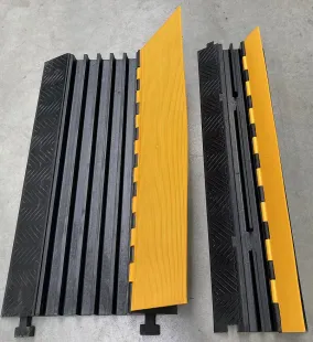 Najazd kablowy, próg, najazd na kable - 5 kanałowy drogowy 92x50x8 cm