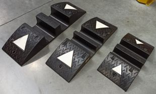 Najazd kablowy, próg, najazd na kable gumowy drogowy Heavy 40T, 2x kanał 12cm