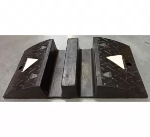 Najazd kablowy, próg, najazd na kable gumowy drogowy Heavy 40T, 2x kanał 7,5cm