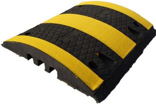 Najazd kablowy, próg, najazd na kable ochraniacz kabli podrzutowy PCV 44x50x7 cm