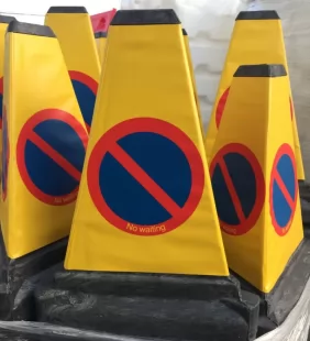 Pachołek 3D AntyParking 51cm - trójstronny zakaz parkowania