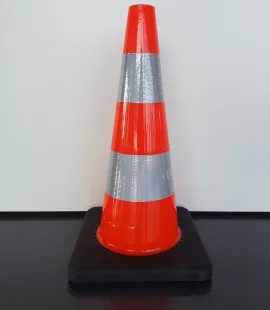 Pachołek drogowy ostrzegawczy 50cm U-23c, gumowy 1,5kg - odblaskowy