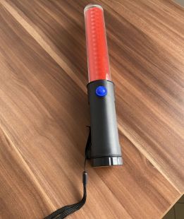 Pałka świetlna LED do kierowania ruchem, sygnalizacyjna drogowa TRAFFIC