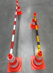 Poprzeczka teleskopowa na pachołki, barierka