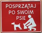 Posprzątaj po swoim psie - tabliczka tłoczona aluminiowa - czerwona
