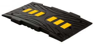 Próg zwalniający drogowy - liniowy, listwowy 5cm, najazd 90cm - U-16 PVB 5D