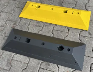 Separator drogowy punktowy krótki U-25b rozdzielający pasy ruchu
