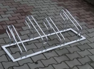 Stojak na rowery zewnętrzny miejski ocynkowany czteromiejscowy wąski 135 cm