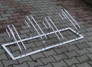 Stojak rowerowy zewnętrzny miejski ocynkowany czteromiejscowy wąski 135 cm