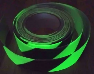 Taśma antypoślizgowa czarno-fotoluminescencyjna 10m