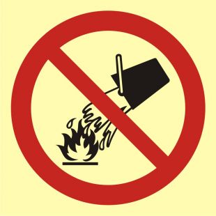 Zakaz gaszenia wodą - znak przeciwpożarowy ppoż - BA003