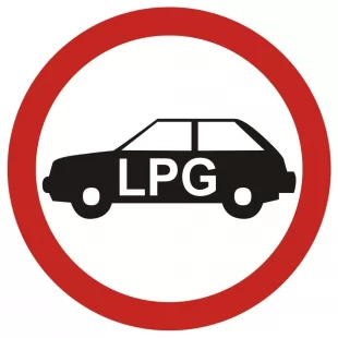 Zakaz wjazdu pojazdów napędzanych gazem (do garaży podziemnych i na parkingi o szczególnym przeznacz.) - znak PCV