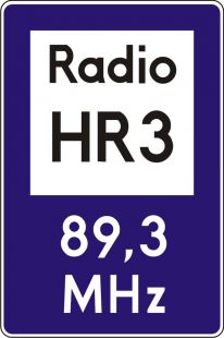 Znak D-34a Informacja radiowa o ruchu drogowym