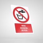 Znak podłogowy, naklejka BHP z opisem - Woda niezdatna do picia