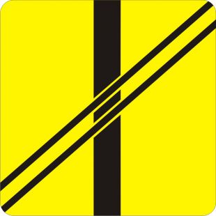 Znak T-7 Tabliczka wskazująca układ torów i drogi na przejeździe - drogowy